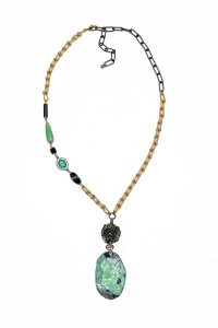 Колье из микса полудрагоценных и искусственных вставок (бижутерия)