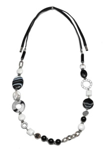 Колье из микса полудрагоценных и искусственных вставок (бижутерия)